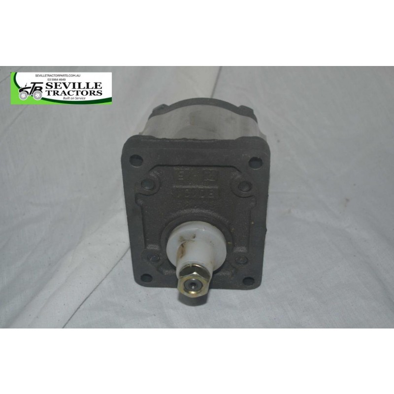 Massey Ferguson Hydraulic Pump B1224