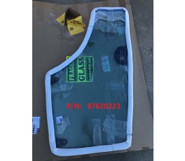 Case / New Holland Right Hand Door Glass 